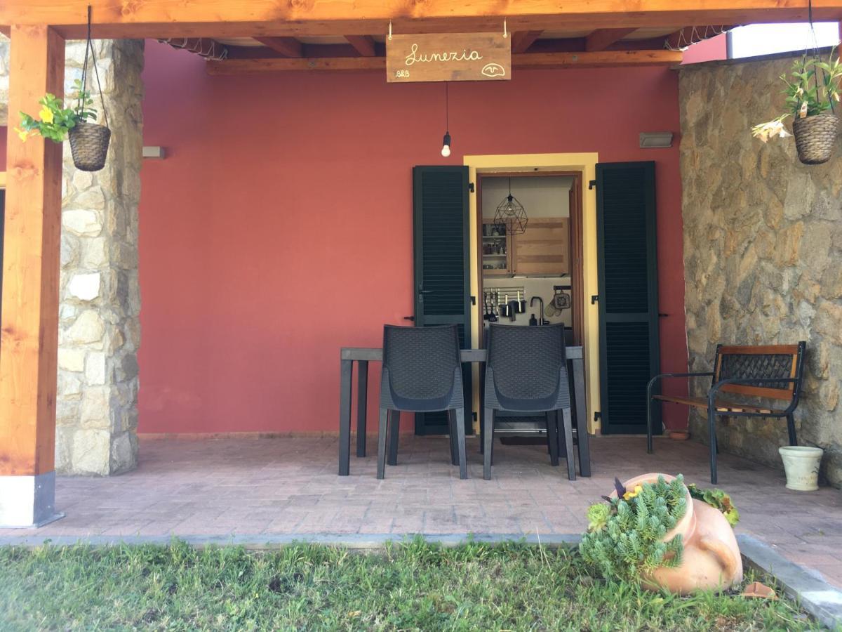 Lunezia Vila Sarzana Exterior foto